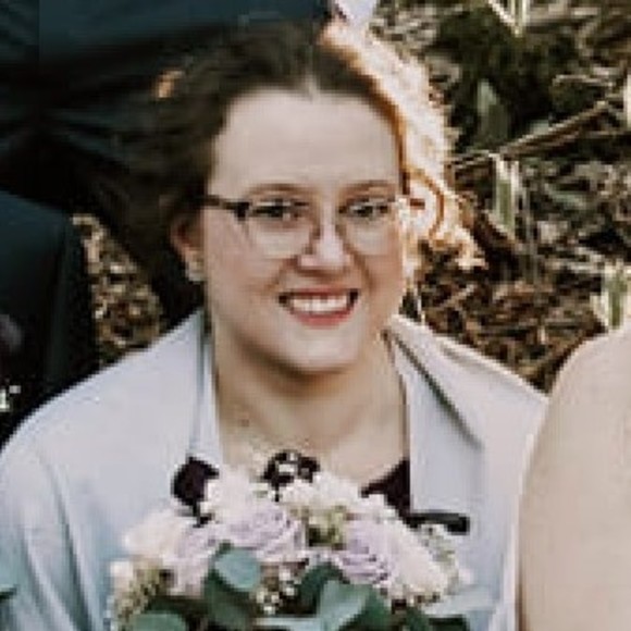 Meet your Posher, Katherine - Picture 1 of 1